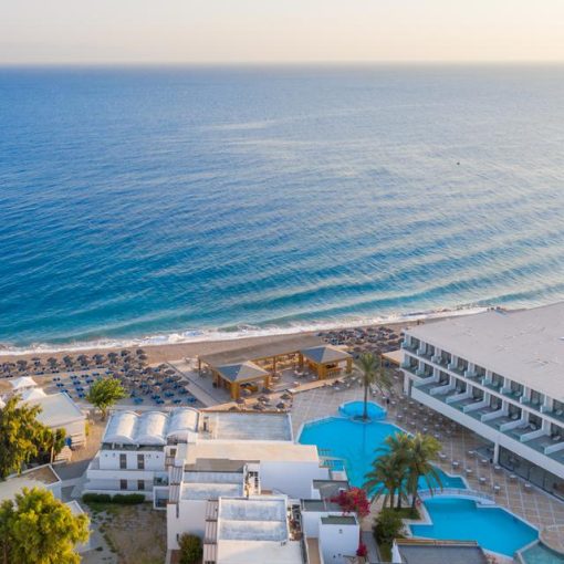 Hotel Avra Beach Resort